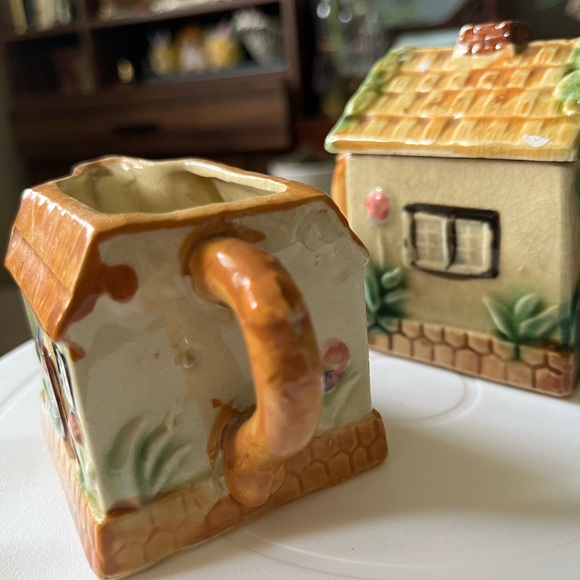 Vintage Cottage House - Picture 11 of 12